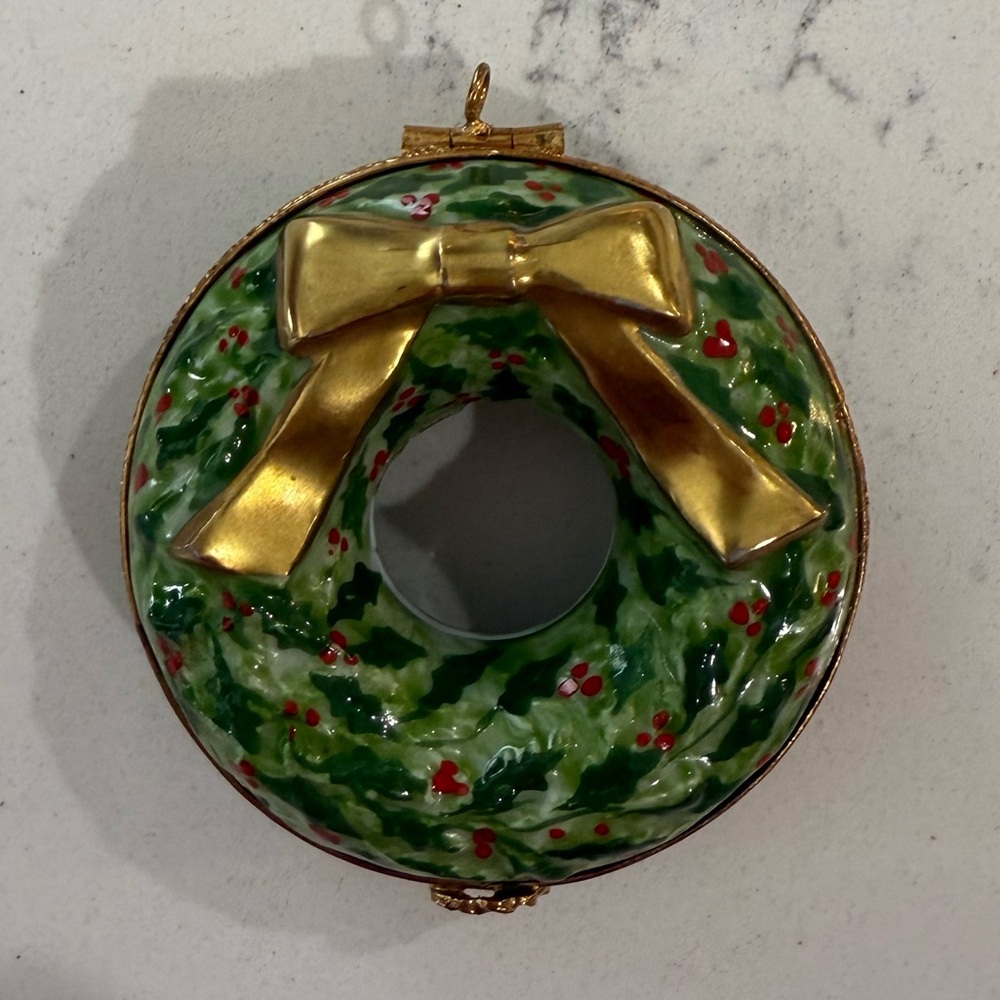 Antique Rochard "Christmas Wreath" Limoges Box Ornament